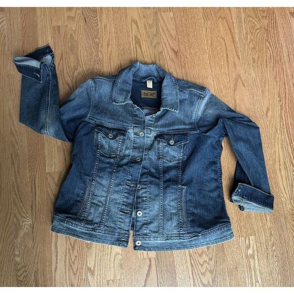 Levis Jean Jacket Women’s‎ Plus Size 1X Blue Denim, Trucker, Pockets - Picture 1 of 15